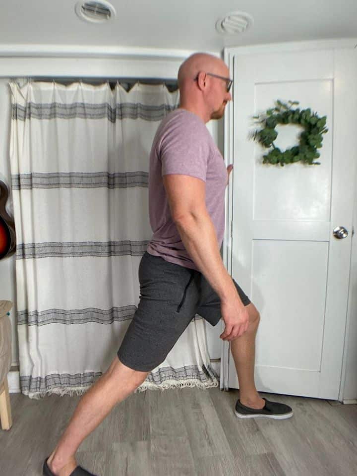 Standing Lunge Hip Flexor Stretch