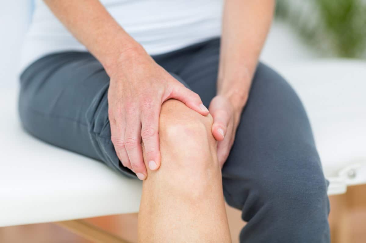 knee pain when sitting