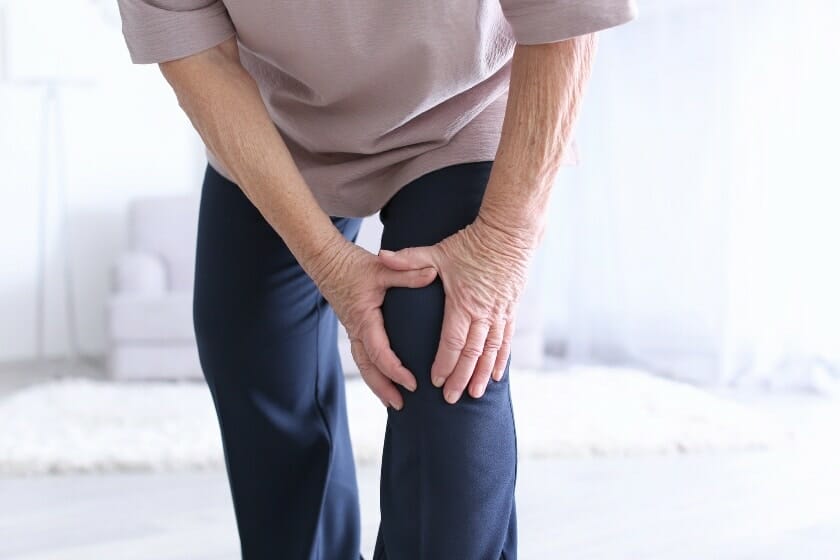 medical causes for knee pain when sitting